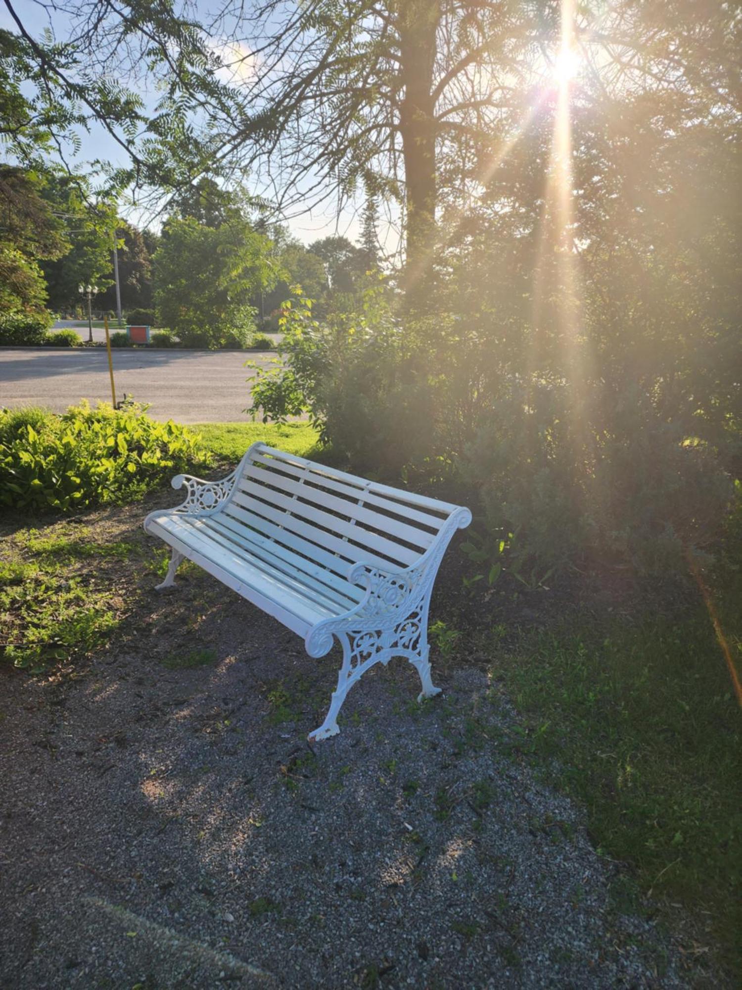 Howard Johnson By Wyndham Lindsay Buitenkant foto