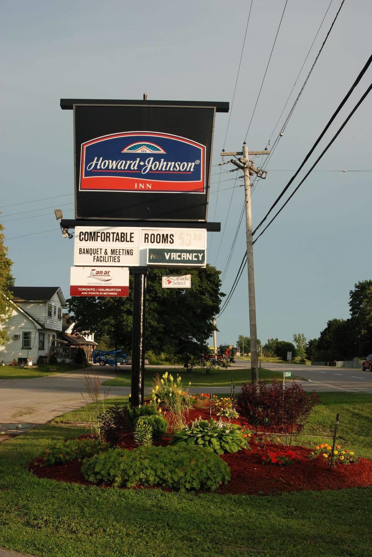 Howard Johnson By Wyndham Lindsay Buitenkant foto